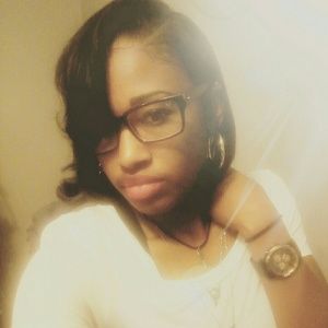 Meet your Posher, Tierra