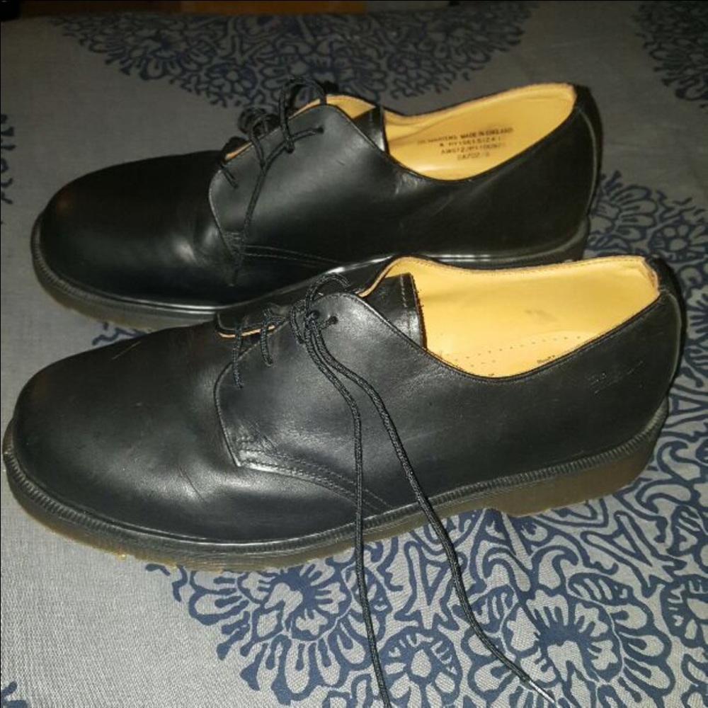 DR.MARTENS MENS 12 ENGLAND SHOES