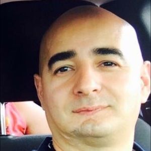 Meet your Posher, Carlos