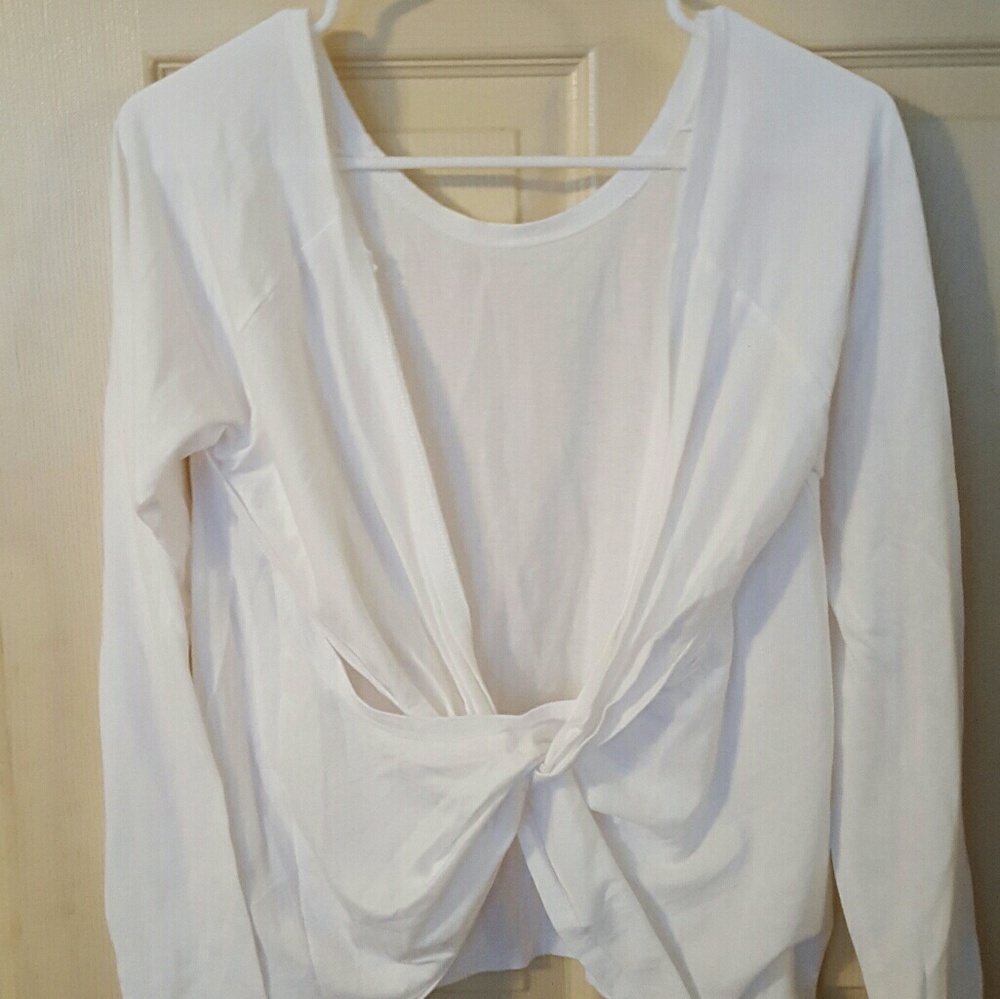 Fabletics top
