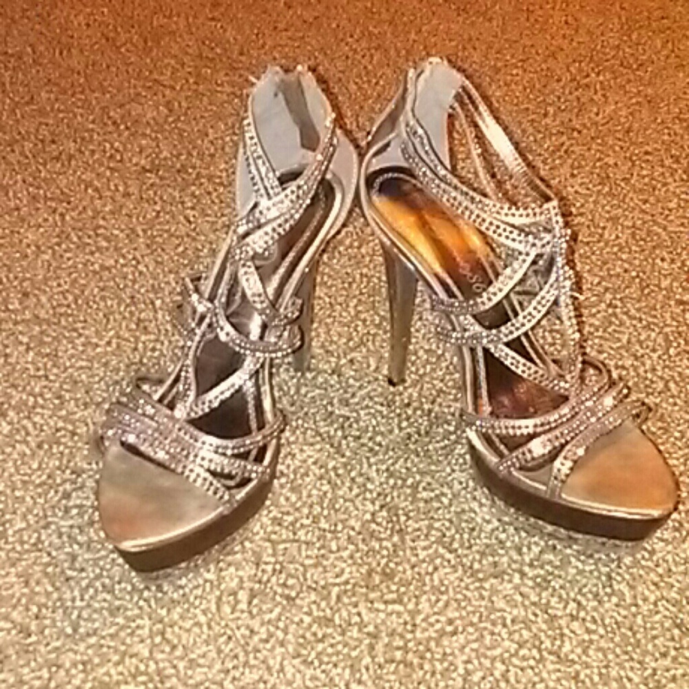 Sexy Blinged Bronze heels