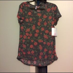 NWT LuLaRoe Classic T