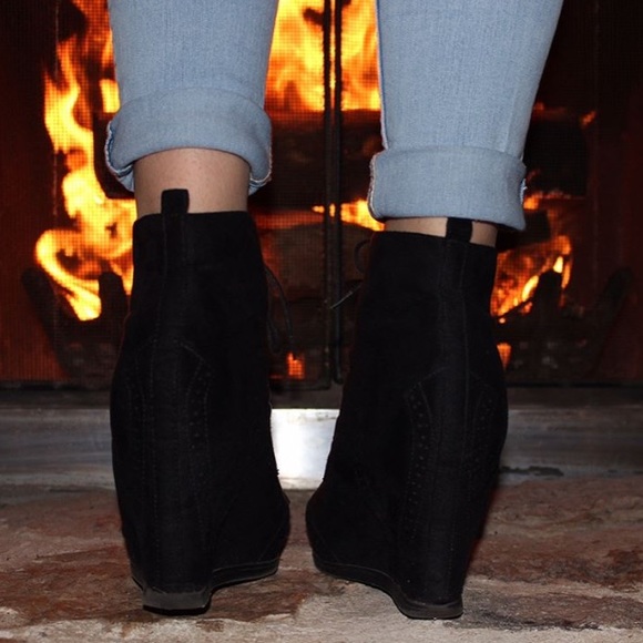 Size 9 Lace Up Black Suede Booties - Picture 3 of 4