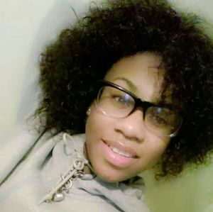 Meet your Posher, Amani