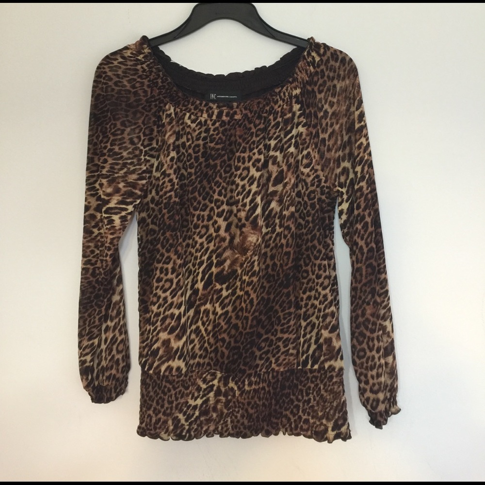 New INC international Concepts M animal print top