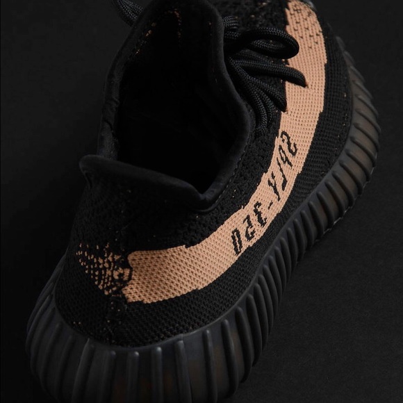 Adidas Yeezy Boost 350 v2 - Picture 3 of 3