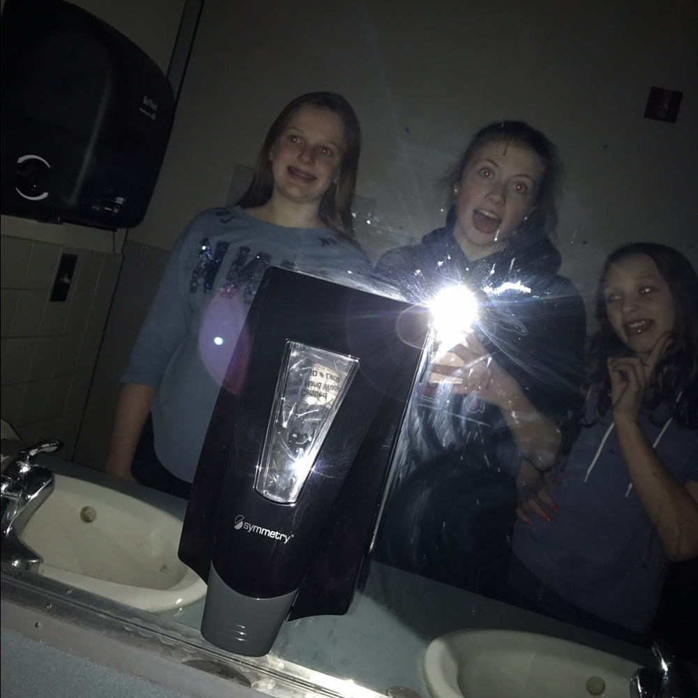 Meet your Posher, Taylor