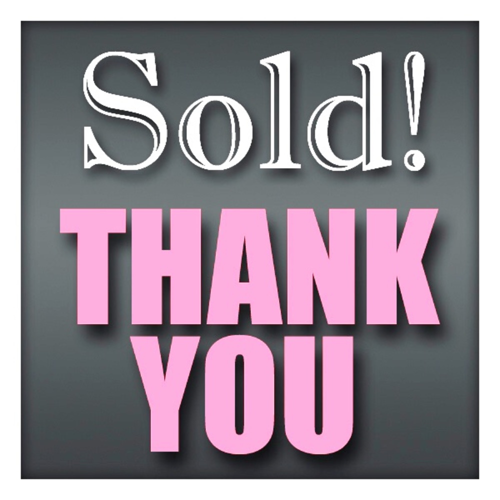 💋.             🚩Sold🚩.      💋