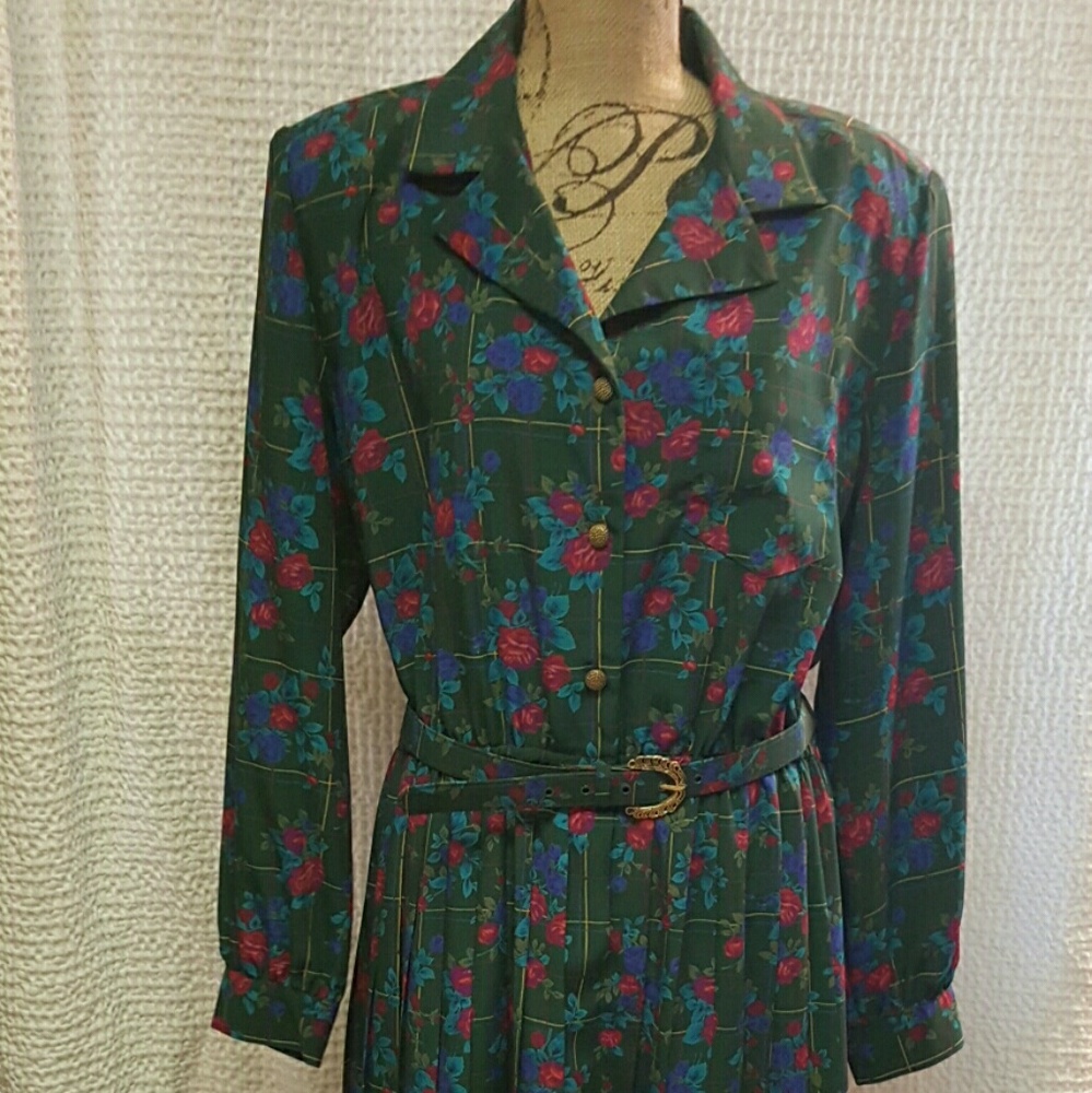 💲PRICE DROP💲 (❤Curvy Ladies❤️) Deep Green Dress