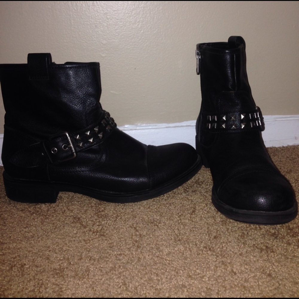 GUESS shoes