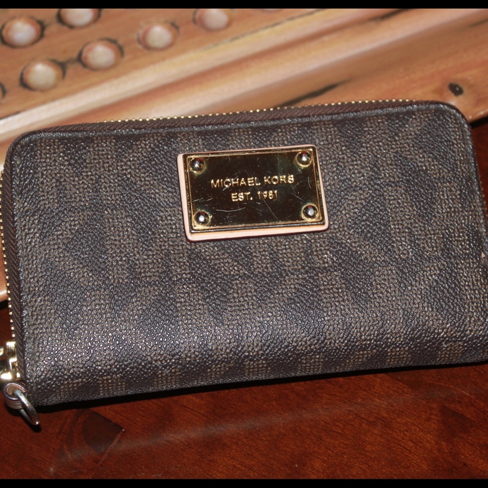 Michael Kors Brown Wristlet