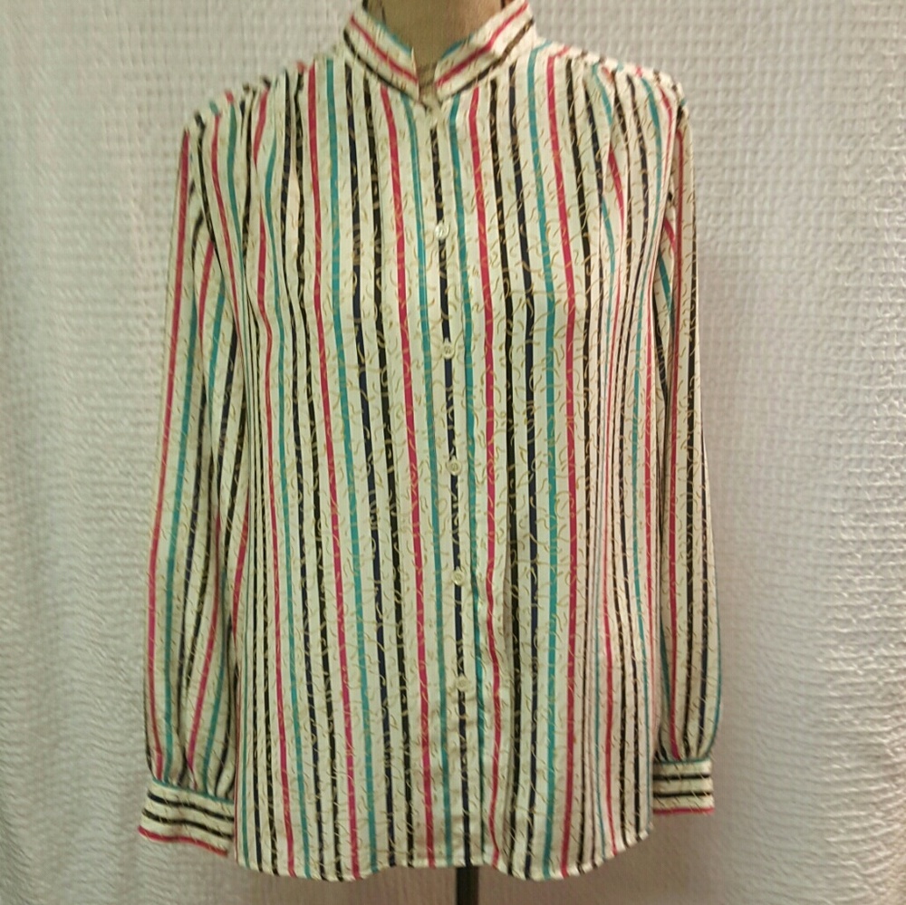 (💜 Curvy Ladies 💜) Cream Button Down