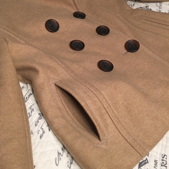 Banana Republic Wool Camel Peacoat - Picture 3 of 8