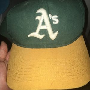 Strapback hat Oakland A's