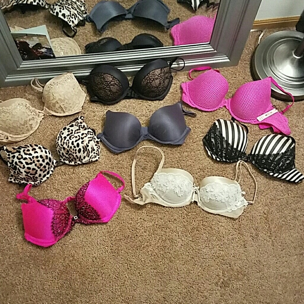 7 Victorias Secret bras ALL $50!!!