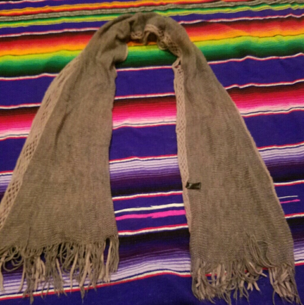 Scarf - Picture 2 of 3