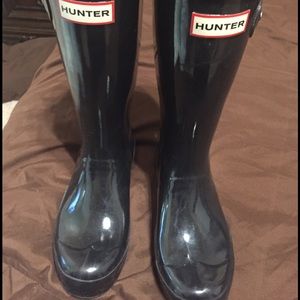 Child glossy tall hunter boots size 1