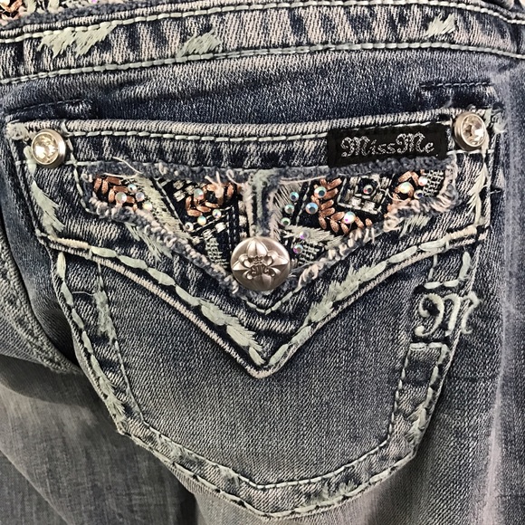 NWOT Miss Me Rhinestone Easy Straight Jeans - Picture 2 of 8