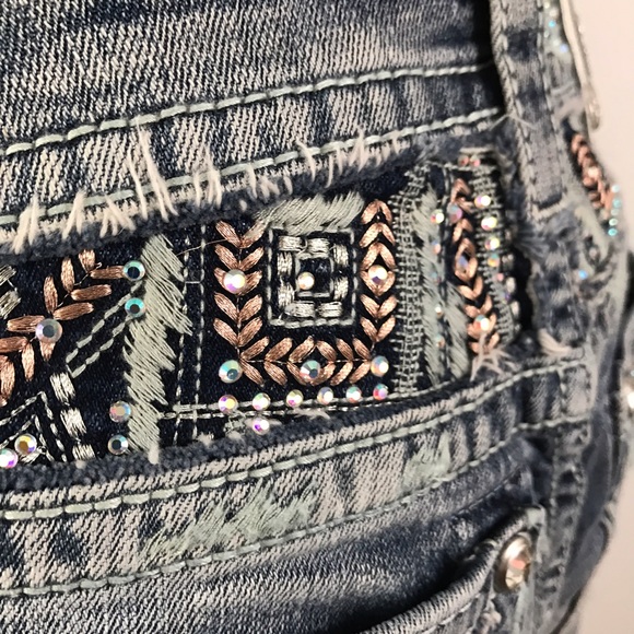 NWOT Miss Me Rhinestone Easy Straight Jeans - Picture 4 of 8