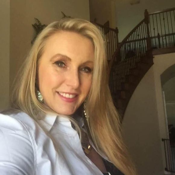 Meet your Posher, Frances - Picture 1 of 1