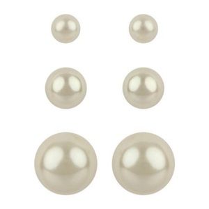Gorgeous Delicate White Pearl Fashion Earrings