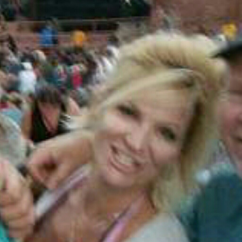 Meet your Posher, Amie