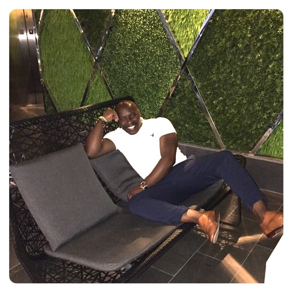 Meet your Posher, Zach - Picture 3 of 4