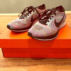 Flyknit Racer