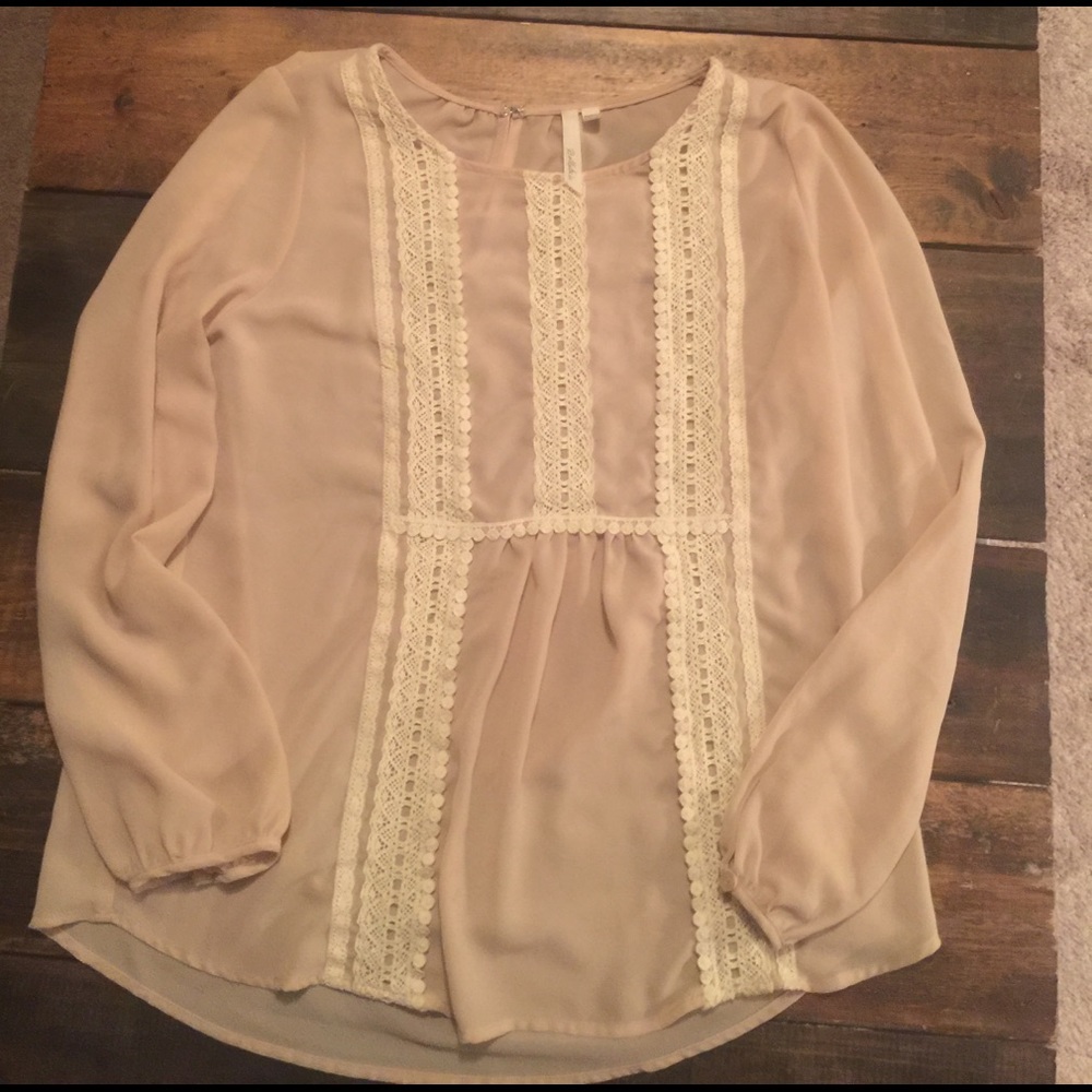 Lace Design Blouse
