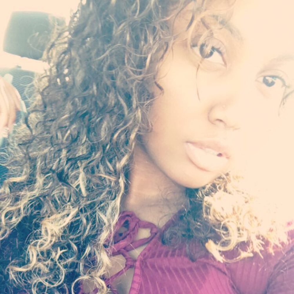 Meet your Posher, Arianne