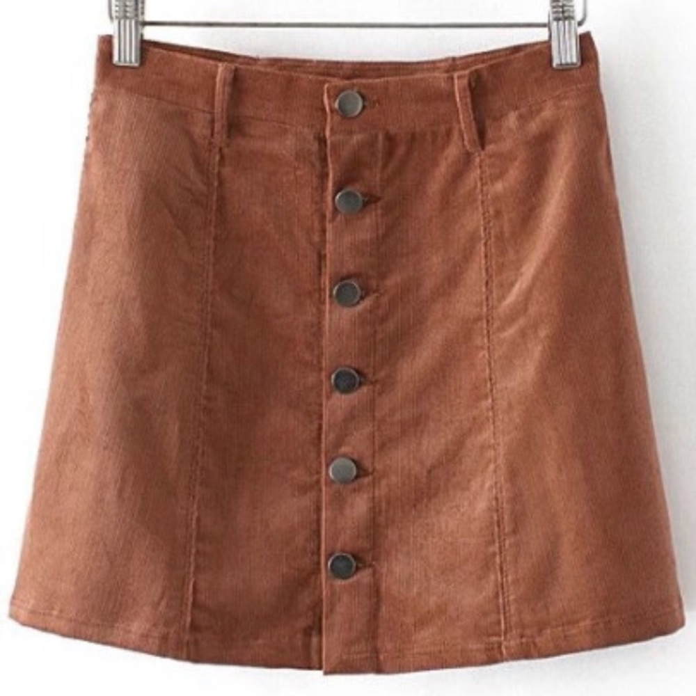 Camel (brown) coloured skirt NWOT