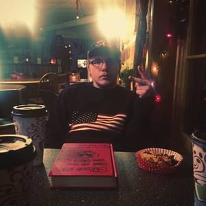 Meet your Posher, Ethan