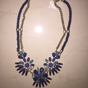 Statement necklace