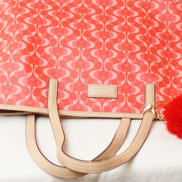 COACH DREAM C Coral TOTE - Picture 3 of 6