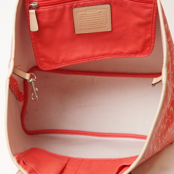 COACH DREAM C Coral TOTE - Picture 4 of 6