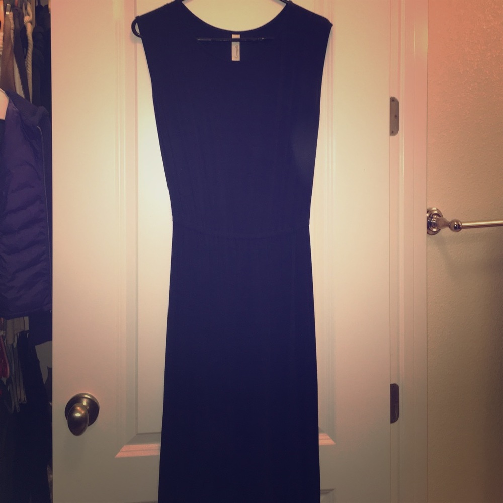 Deep Navy Sleeveless Dress