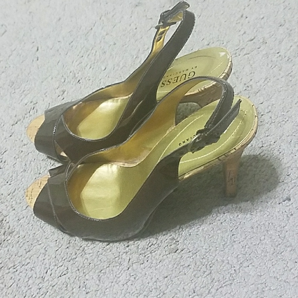 Heel - Picture 3 of 3