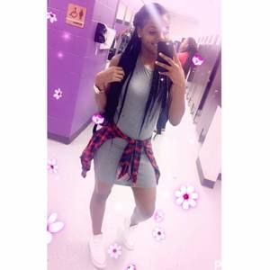 Meet your Posher, Desirae