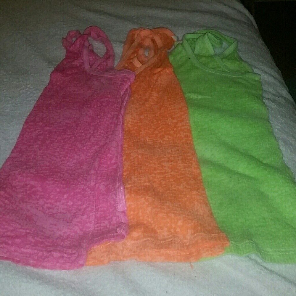 Spring color tanks