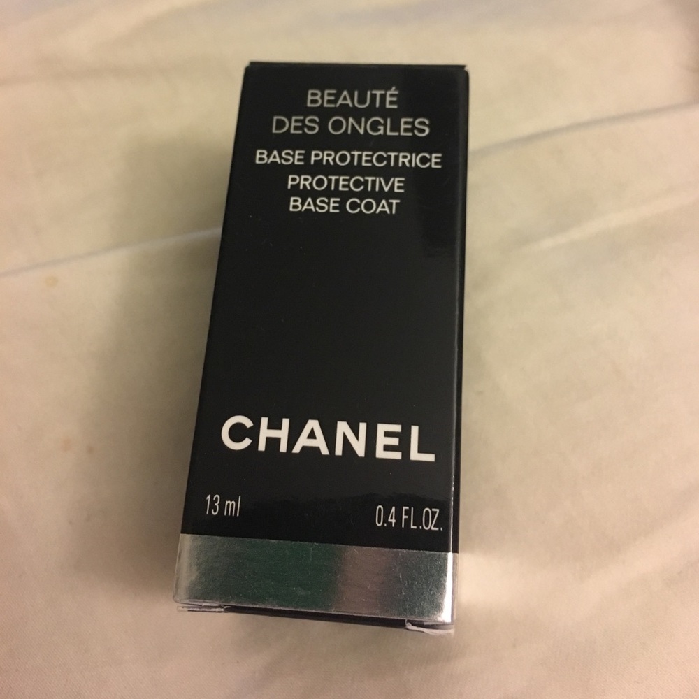 CHANEL Nail Polish (Base Coat)