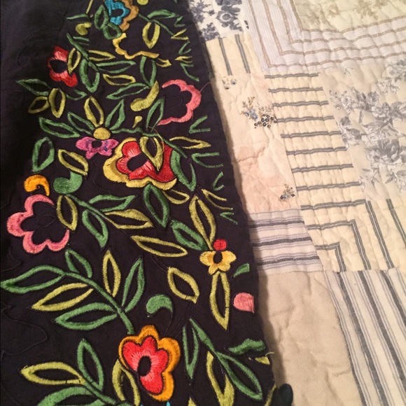 Embroidered Anthropologie Pencil Skirt - Picture 2 of 3