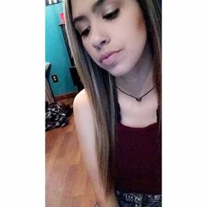 Meet your Posher, Arielle