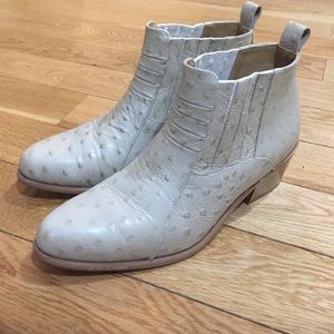 White Leather Ostrich Pattern GoGo Ankle Boots
