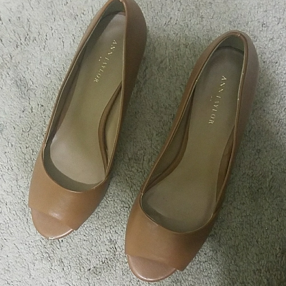 Heels - Picture 4 of 4