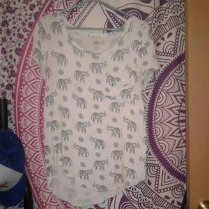 Hollister 'Elephant' Tee