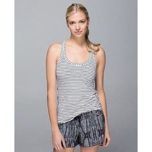 Lululemon Modern Racerback parallel stripe size 8