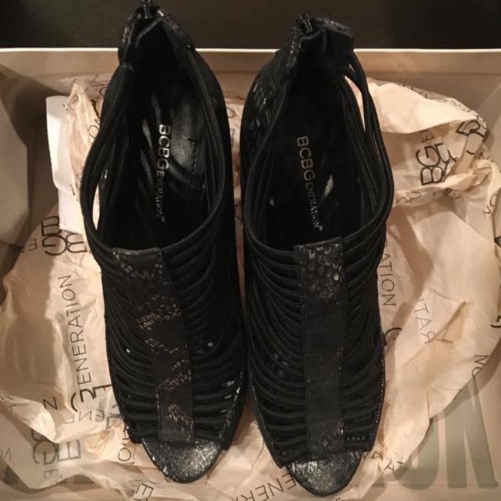 BCBGeneration black platform stilleto #Prom #dance