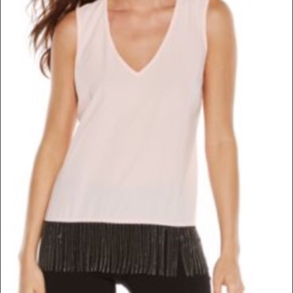 Talum Elegant Top w/Chain-Link Fringe