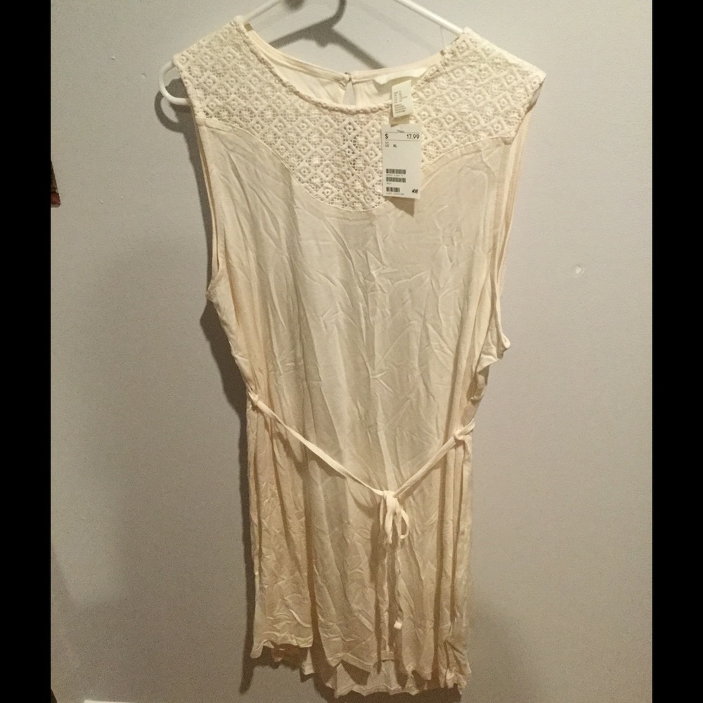 NWT!! H&M white dress
