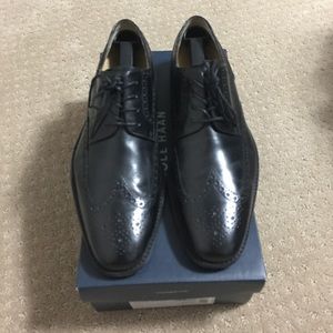 COLE HAAN WINGTIP